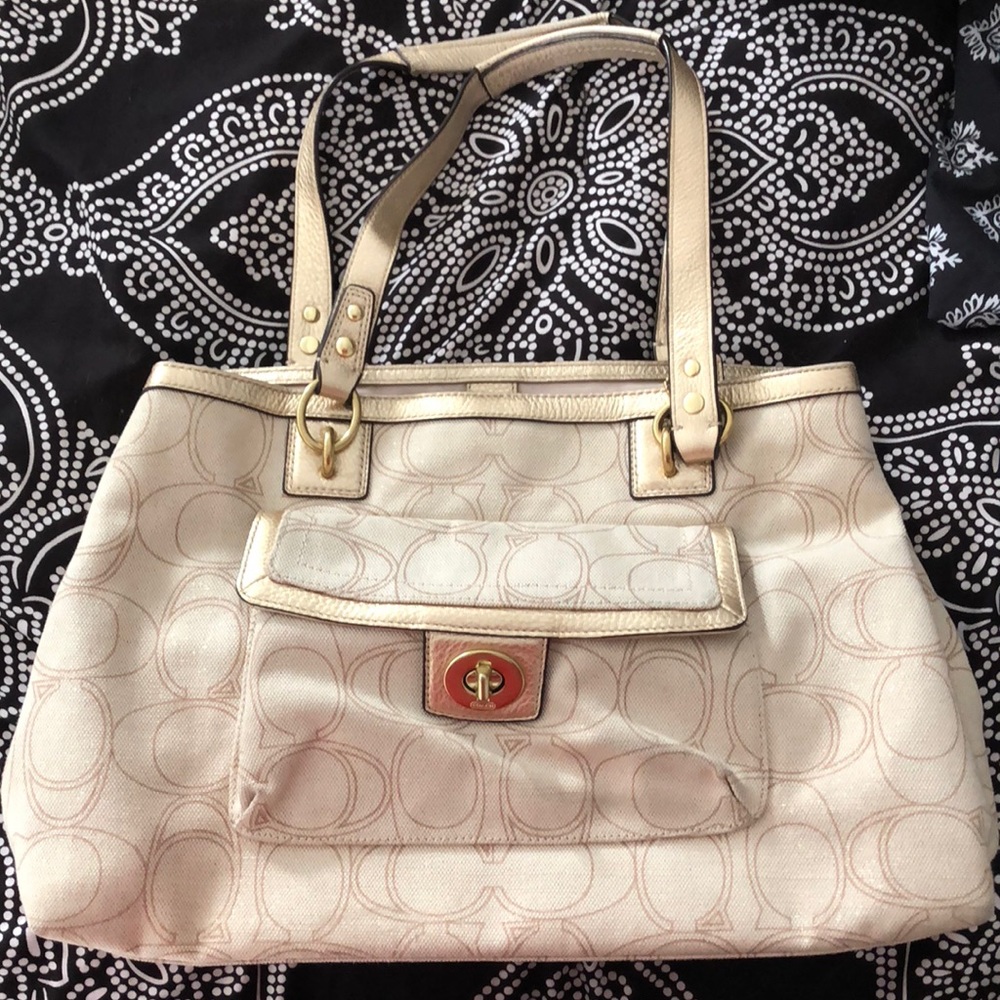Coach purse